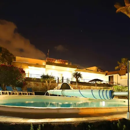 Cancilla Villa *