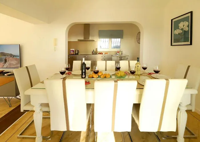 Cancilla Villa